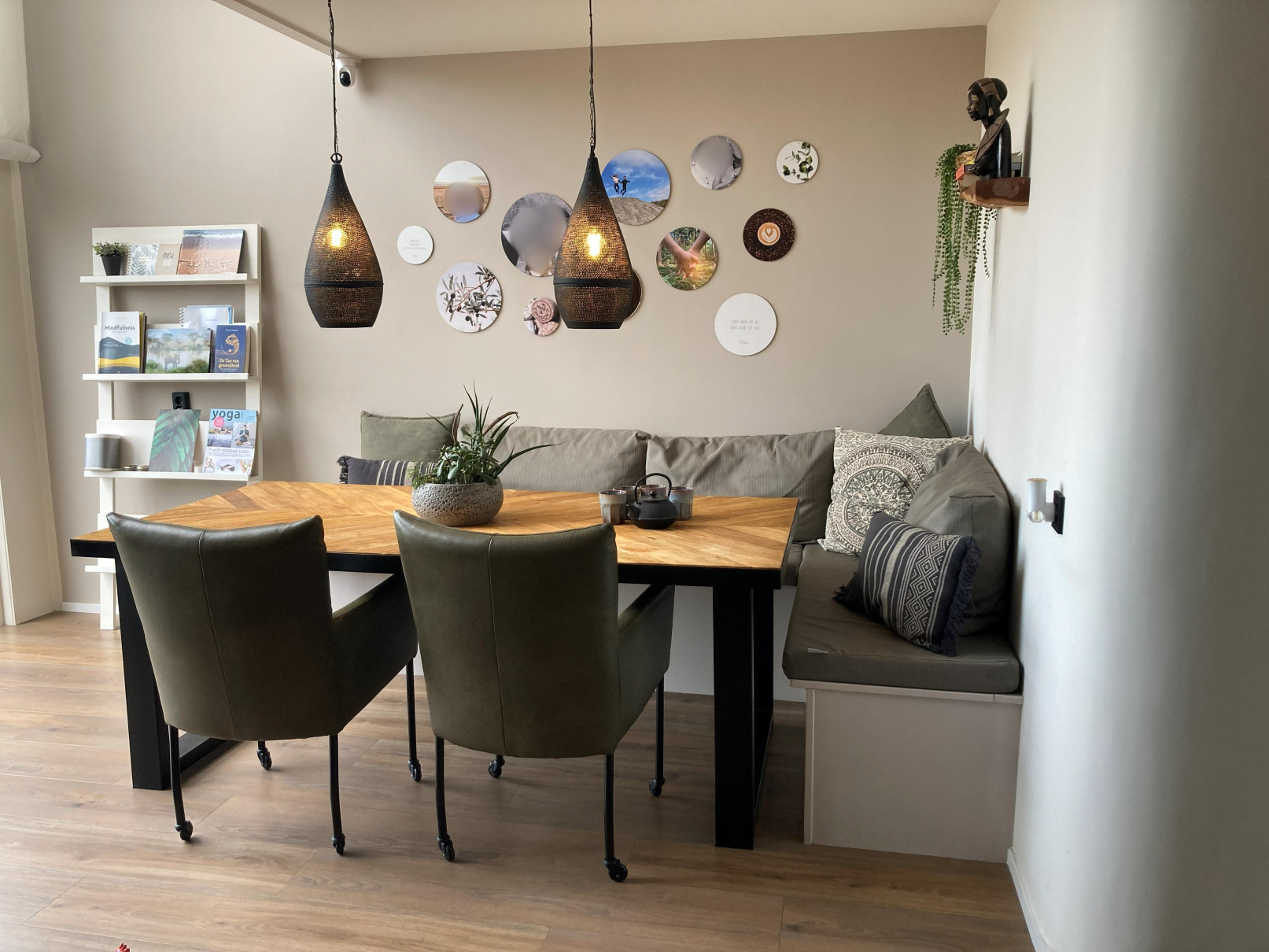 Dining area with storage